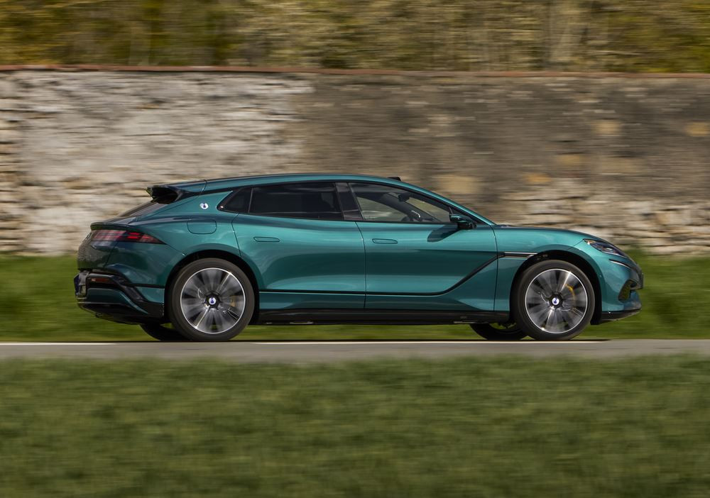 La grande routière technologique Denza Z9GT hybride rechargeable DM offre une flexibilité optimale sur longue distance