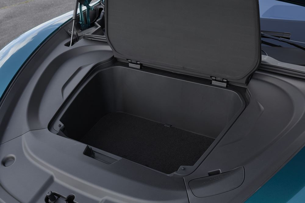 La grande routière technologique Denza Z9GT hybride rechargeable DM offre une flexibilité optimale sur longue distance