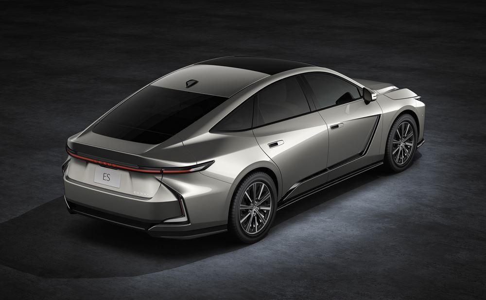 La Lexus ES hybride de huitième génération porte à un niveau supérieur les caractéristiques de la routière japonaise