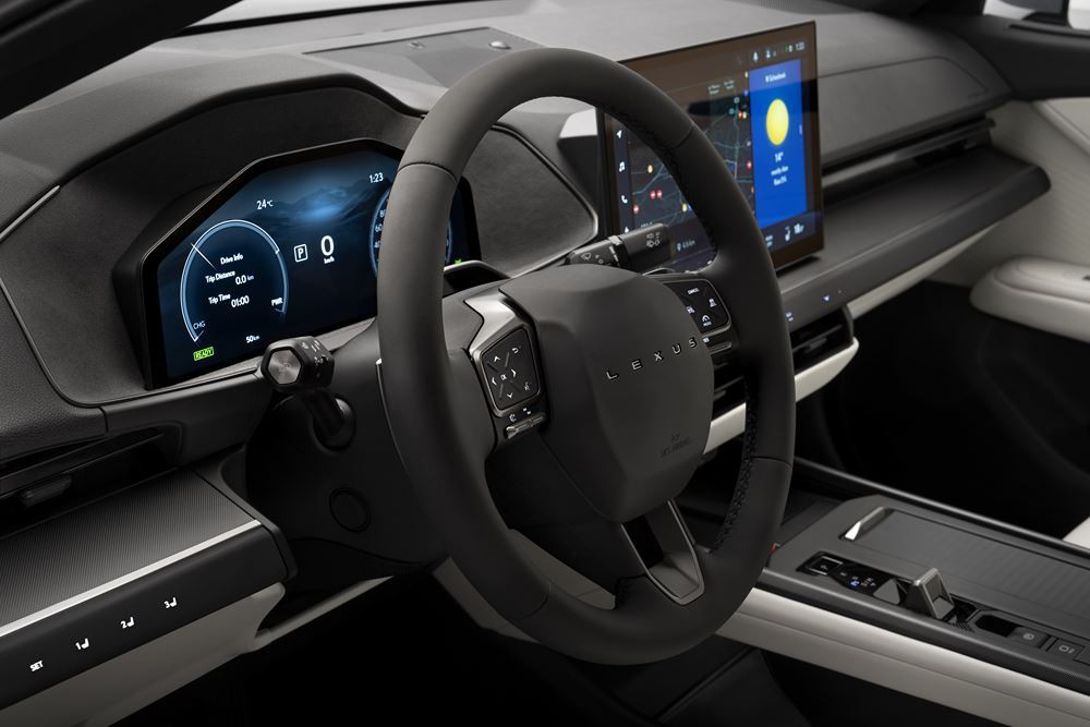 La routière japonaise Lexus ES de huitième génération se convertit à l'électrique