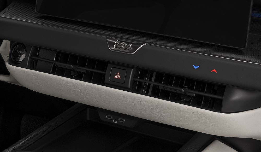 La routière japonaise Lexus ES de huitième génération se convertit à l'électrique