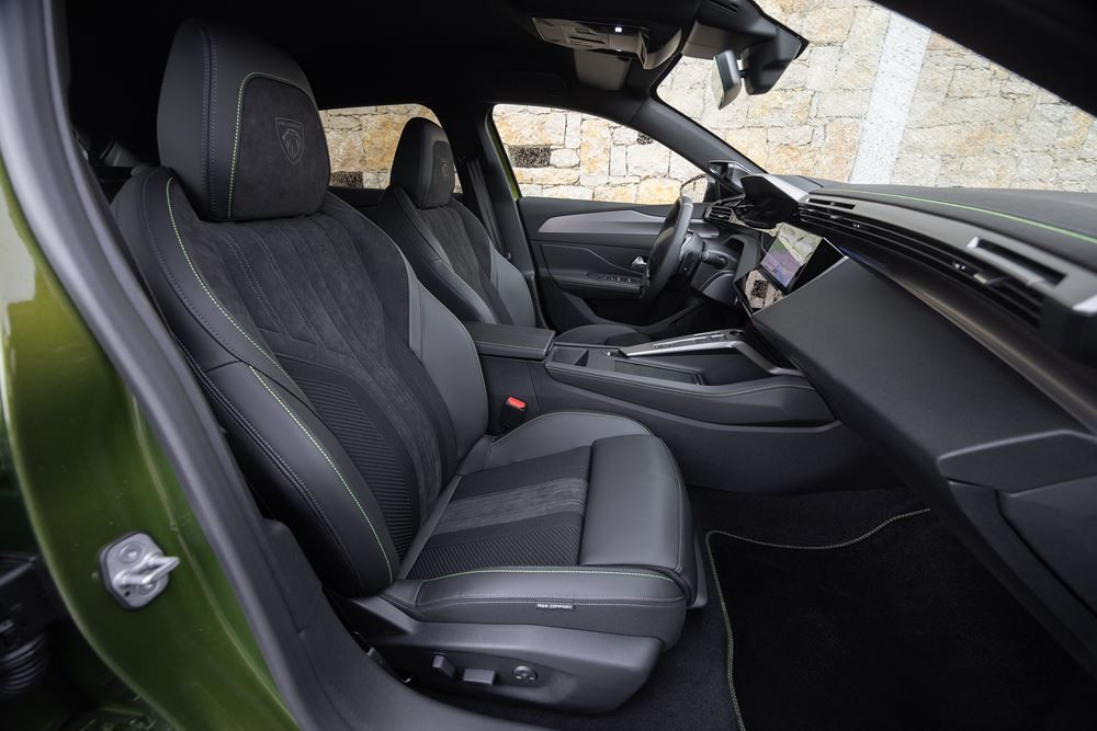 La Peugeot 408 au design Fastback affiche un caractère avant-gardiste