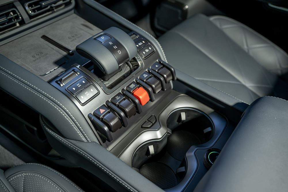 Le SUV Denza Bao 5 hybride rechargeable affiche une autonomie électrique WLTP jusqu'à 90 km