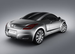 Peugeot annonce la production en série du concept-car « Peugeot 308 RC Z »