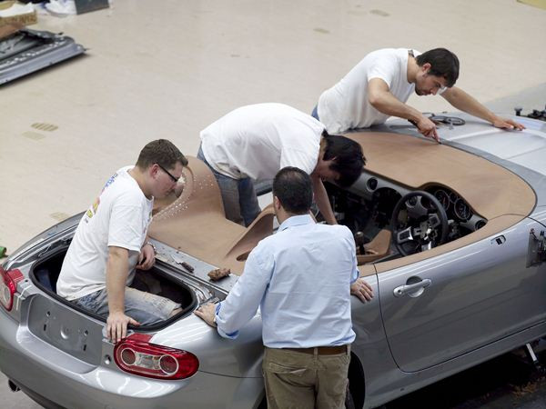 Découvrez en images la conception du show car Mazda MX-5 Superlight