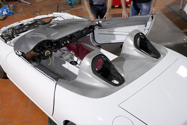 Découvrez en images la conception du show car Mazda MX-5 Superlight