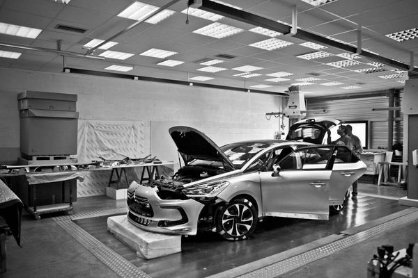 Découvrez en images le making of de la Citroën DS5 White Pearl