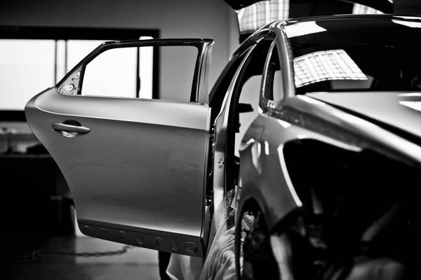 Découvrez en images le making of de la Citroën DS5 White Pearl