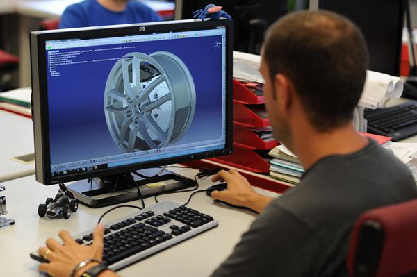 Découvrez en images le making of du concept car Seat IBL