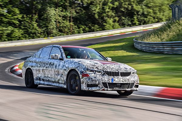 La BMW Série 3 en test sur la Nürburgring Nordschleife