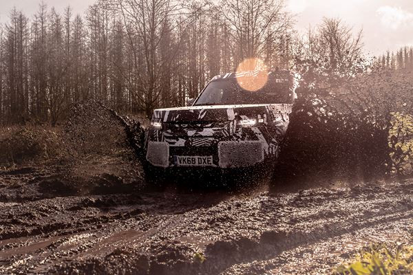 Le Land Rover Defender franchit la barre des 1,2 million de kilomètres en test