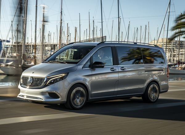 Le grand monospace Mercedes Classe V électrique en approche
