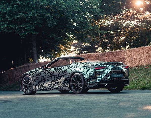 Le coupé porte-drapeau Lexus LC se décline en version cabriolet