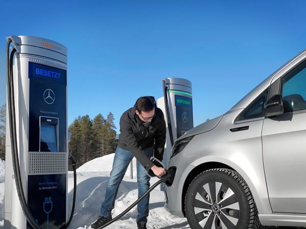 Le Mercedes EQV électrique finalise ses essais de développement hivernaux