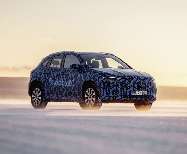Le SUV compact électrique Mercedes EQA finalise sa phase de tests