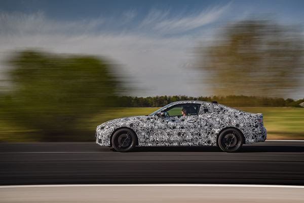 La BMW Série 4 Coupé entre en phase finale de test dynamique