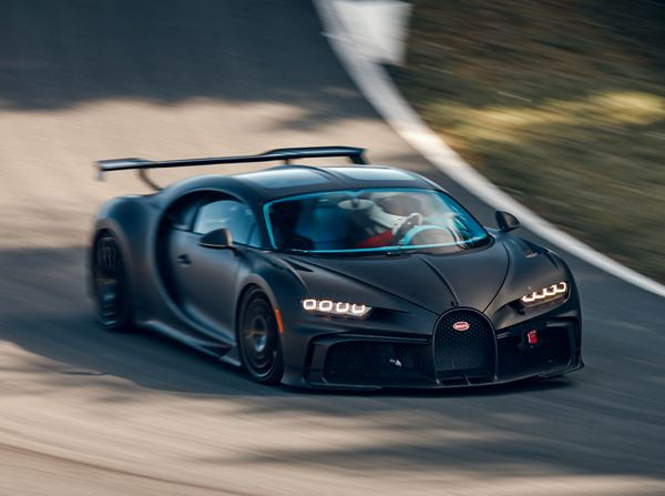 La Bugatti Chiron Pur Sport sur la piste d'essai pour des séances de mise au point