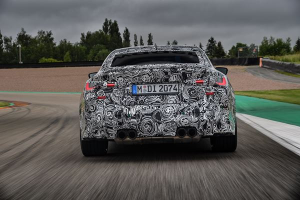 La BMW M4 Coupé entre en phase finale de tests dynamiques