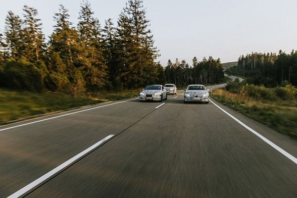 La limousine électrique Mercedes EQS en phase de tests intensifs
