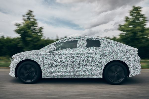 Le SUV électrique familial Skoda Enyaq iV se décline en version coupé