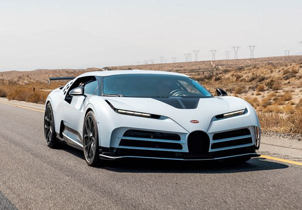 La Bugatti Centodieci finalise sa phase de test de résistance à la chaleur
