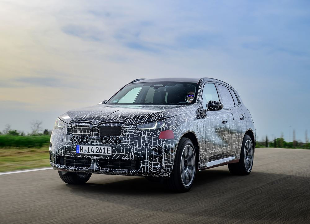 La quatrième génération du BMW X3 finalise ses essais dynamiques
