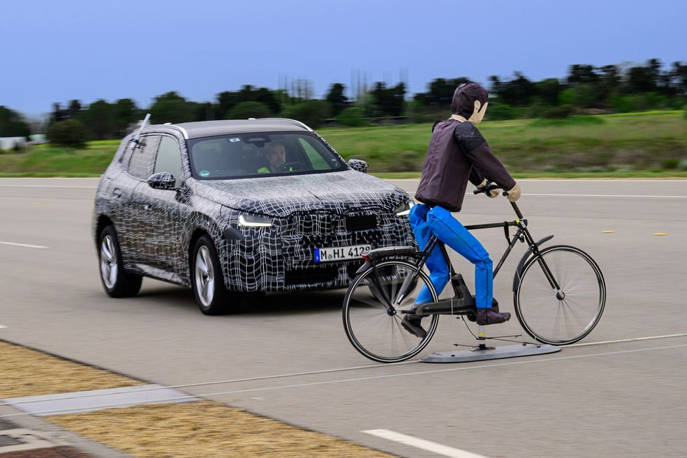 La quatrième génération du BMW X3 finalise ses essais dynamiques