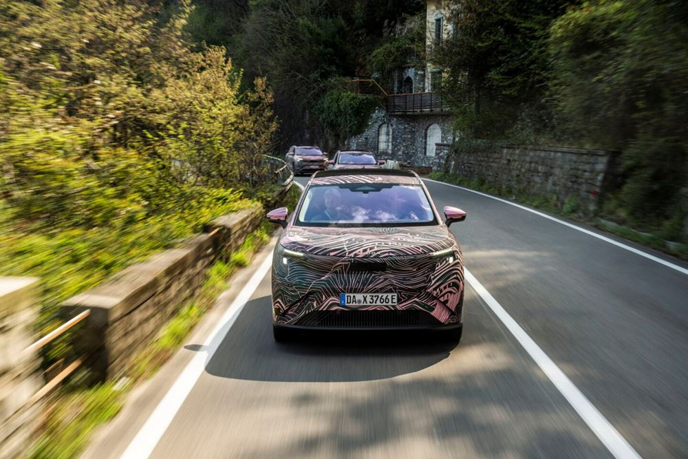 Le grand SUV électrique sept places Skoda Peaq affiche plus de 600 kilomètres d'autonomie