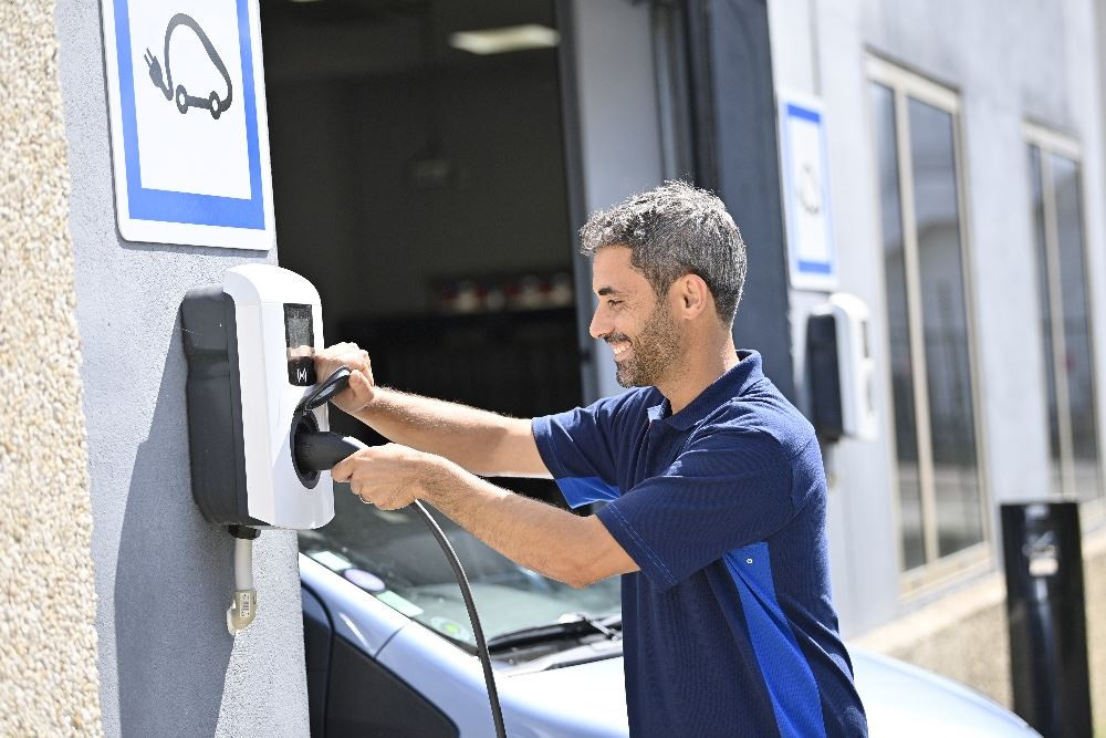 129 505 points de recharge électrique ouverts au public en France (04/2024)