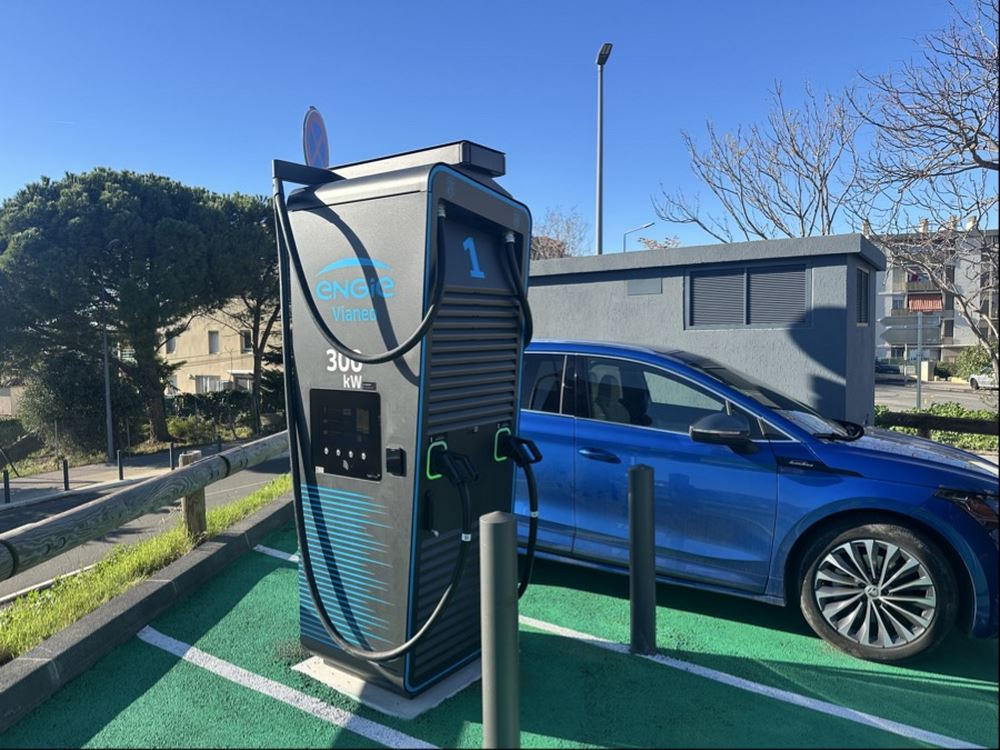Des tarifs de recharge publique des véhicules électriques à la fois opaques et très variables