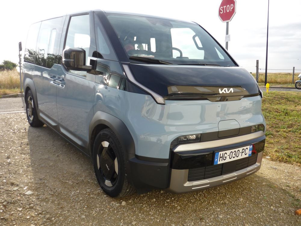 Voiture électrique: la puissance de recharge de la batterie importe plus que l'autonomie