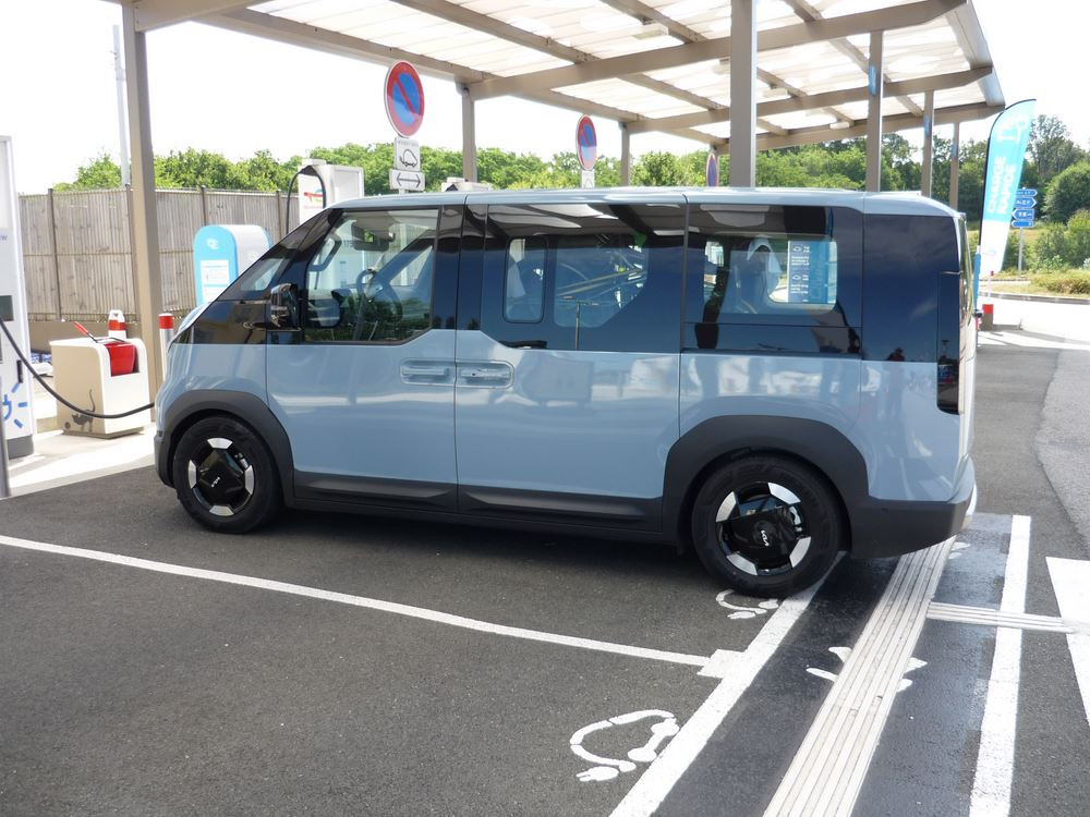 Voiture électrique: la puissance de recharge de la batterie importe plus que l'autonomie