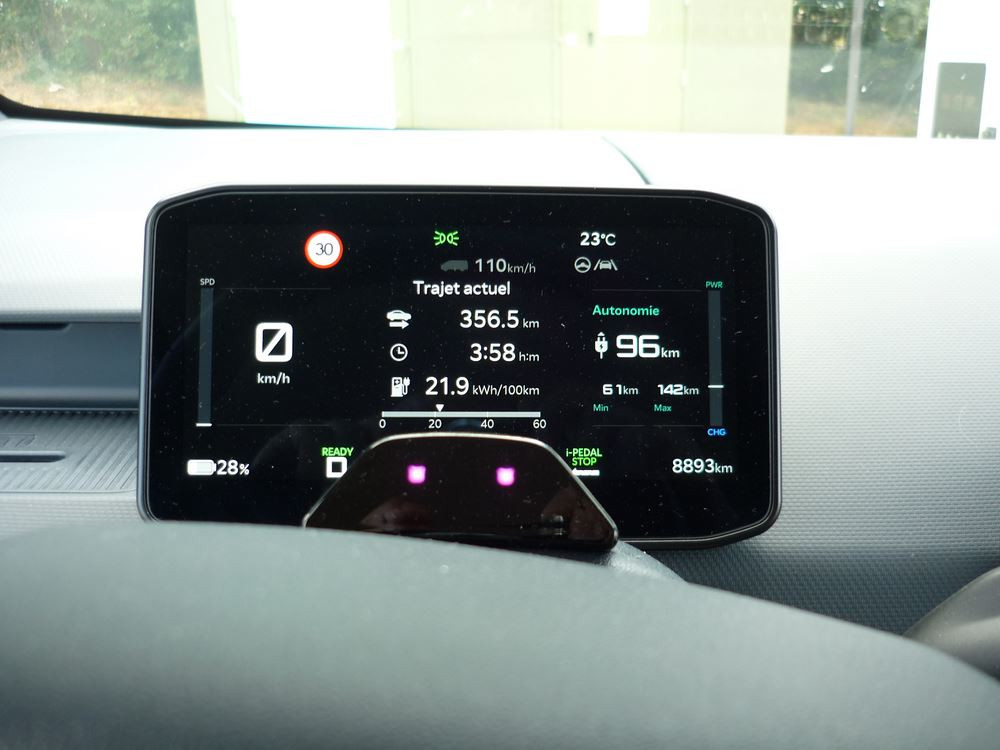 Voiture électrique: la puissance de recharge de la batterie importe plus que l'autonomie