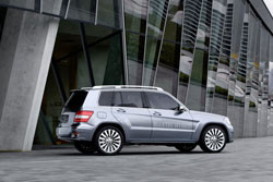Mercedes présente son prochain SUV compact le GLK à Genève