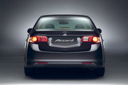Honda présente à Genève sa nouvelle berline familiale, la Honda Accord