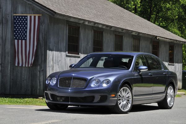 Bentley présente la nouvelle Continental Flying Spur Speed
