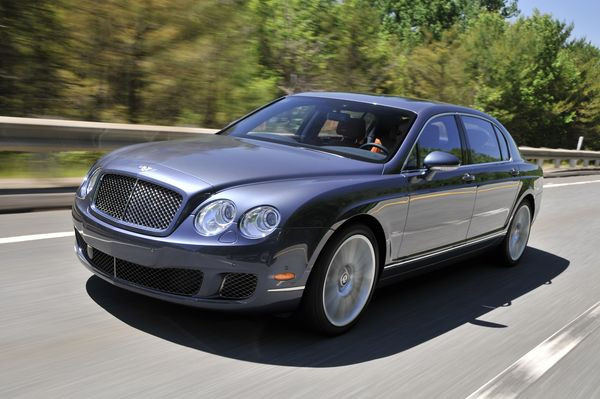 Bentley présente la nouvelle Continental Flying Spur Speed