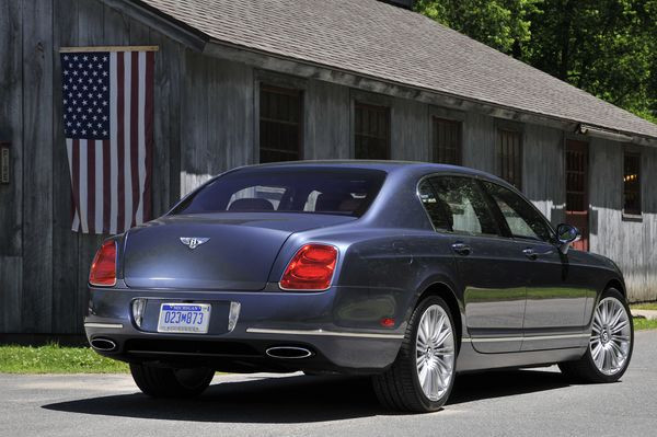 Bentley présente la nouvelle Continental Flying Spur Speed