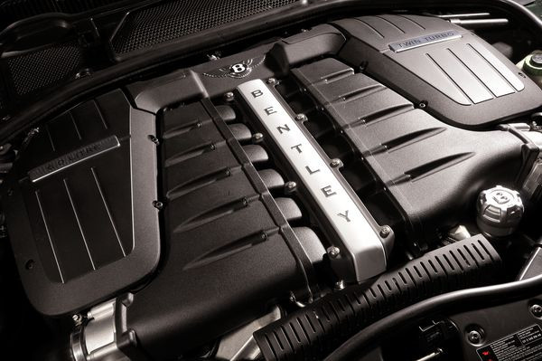 Bentley présente la nouvelle Continental Flying Spur Speed
