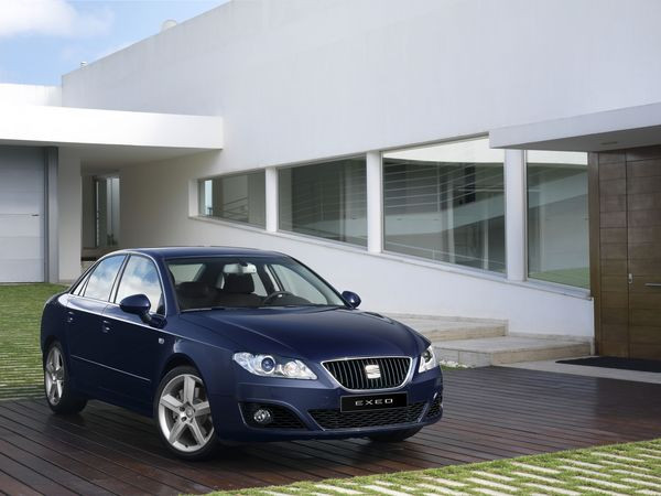 Première mondiale à Paris pour la Seat Exeo