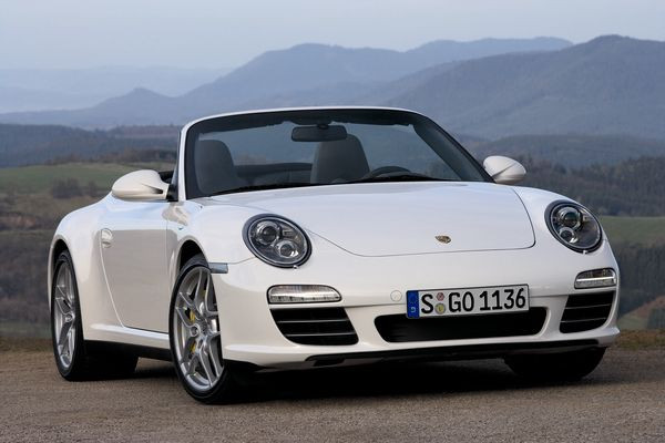 Porsche présente la nouvelle Porsche 911