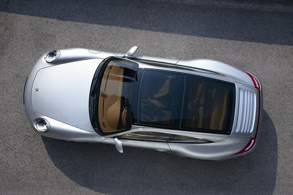 Porsche présente la nouvelle Porsche 911