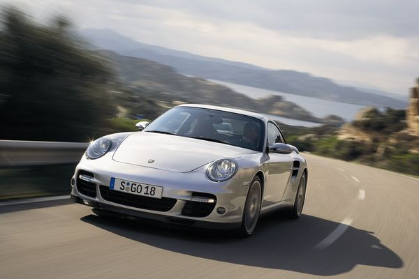 Porsche présente la nouvelle Porsche 911