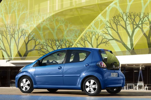 Toyota présente l’Aygo restylée au salon de Bologne