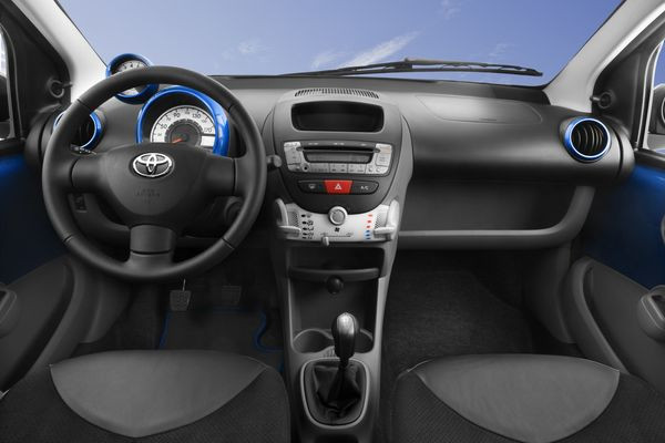 Toyota présente l’Aygo restylée au salon de Bologne