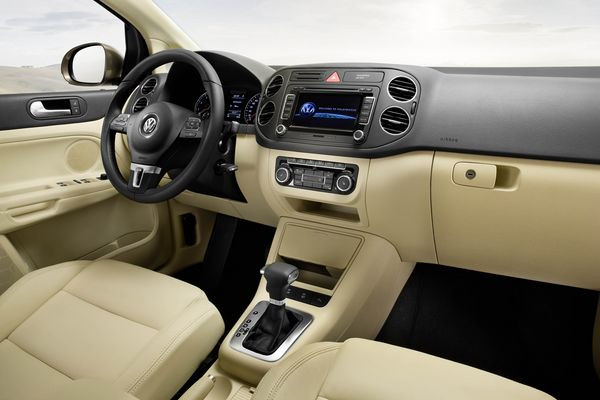 Première mondiale pour la nouvelle Volkswagen Golf Plus à Bologne