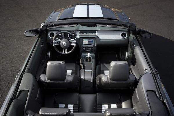 Ford présente la Mustang Shelby GT500 au salon de Détroit