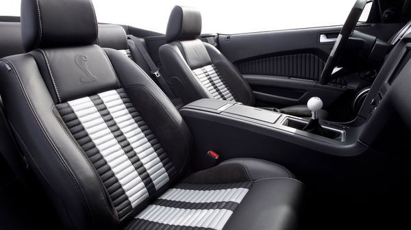 Ford présente la Mustang Shelby GT500 au salon de Détroit