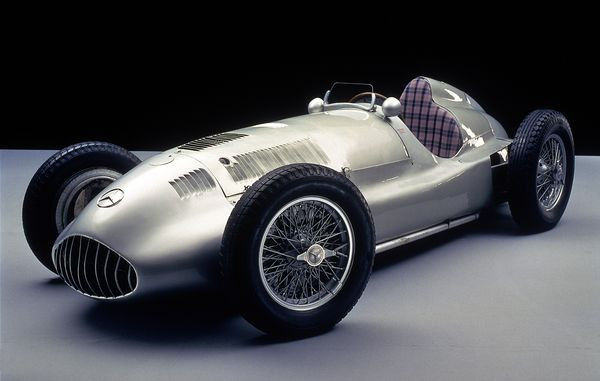La 34e édition de Rétromobile ouvre ses portes pour 10 jours