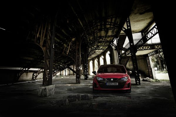 Seat présente une Seat Ibiza Bocanegra à Barcelone
